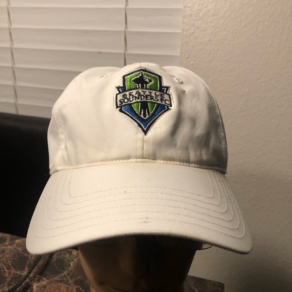 Adidas MLS Seattle Sounders Xbox Men’s White Green Adjustable hats - Picture 7 of 12